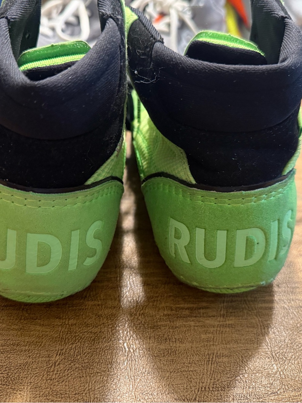 Men’s wrestling shoes View 2
